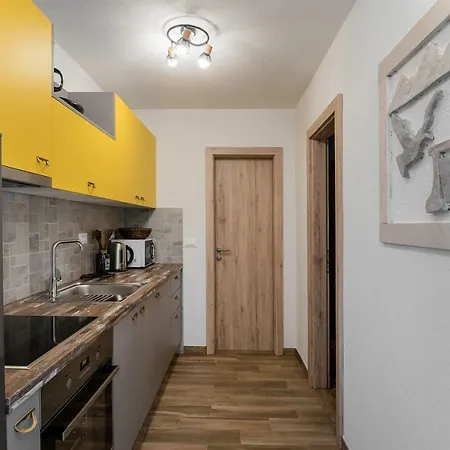 Cesarica Semesterbostad Baška Voda