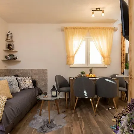 Semesterbostad Cesarica Baška Voda