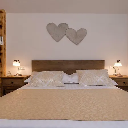 Cesarica Semesterbostad *